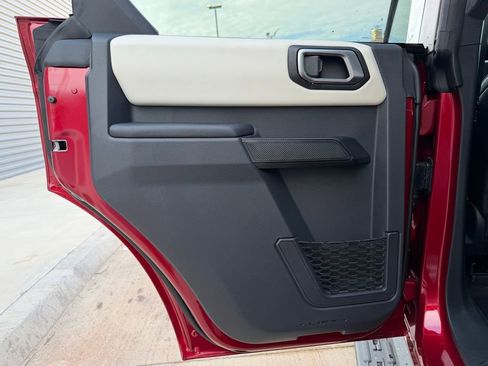 New 2026 Ford Bronco Outer Banks w/ Sasquatch Package AWD/4WD image 13