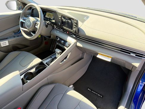 New 2026 Hyundai Elantra SEL Sport Premium image 14