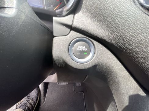 Certified 2024 Chevrolet Equinox LT FWD image 17
