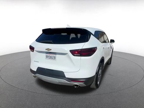 Used 2025 Chevrolet Blazer LT image 14