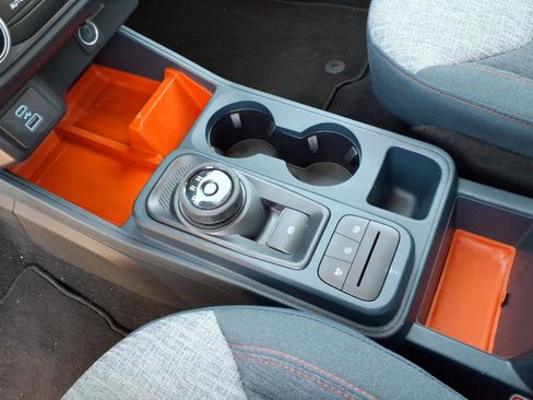 Used 2024 Ford Maverick XLT image 13