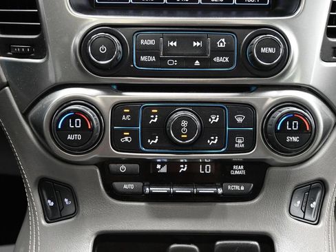 Used 2016 Chevrolet Suburban LT AWD/4WD image 19