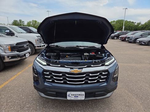 Used 2026 Chevrolet Equinox LT w/ Convenience Package II AWD/4WD image 12