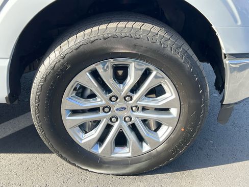 Certified 2025 Ford F150 Lariat w/ FX4 Off-Road Package image 16