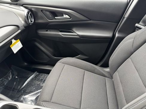 New 2026 Chevrolet Equinox EV LT image 21