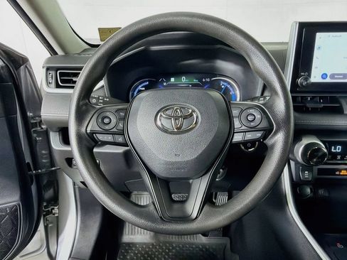 Used 2024 Toyota RAV4 XLE AWD/4WD image 13