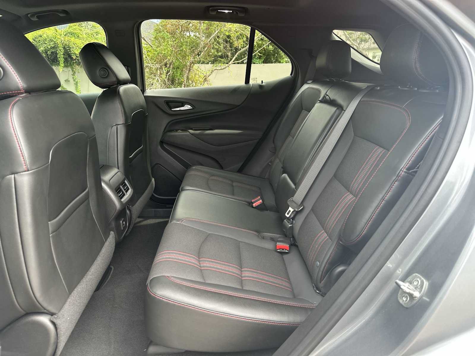 Certified 2023 Chevrolet Equinox RS FWD image 17