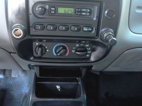 Used 2009 Ford Ranger XL image 30