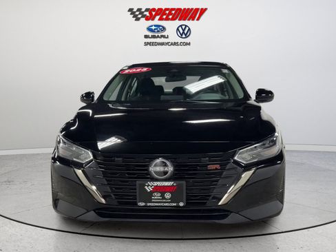Used 2025 Nissan Sentra SR FWD image 13