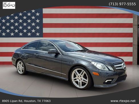 Used 2011 Mercedes-Benz E 550 Coupe image 2