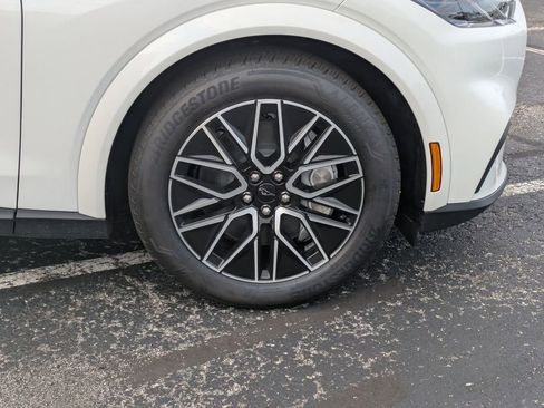 New 2025 Ford Mustang Mach-E Premium image 22