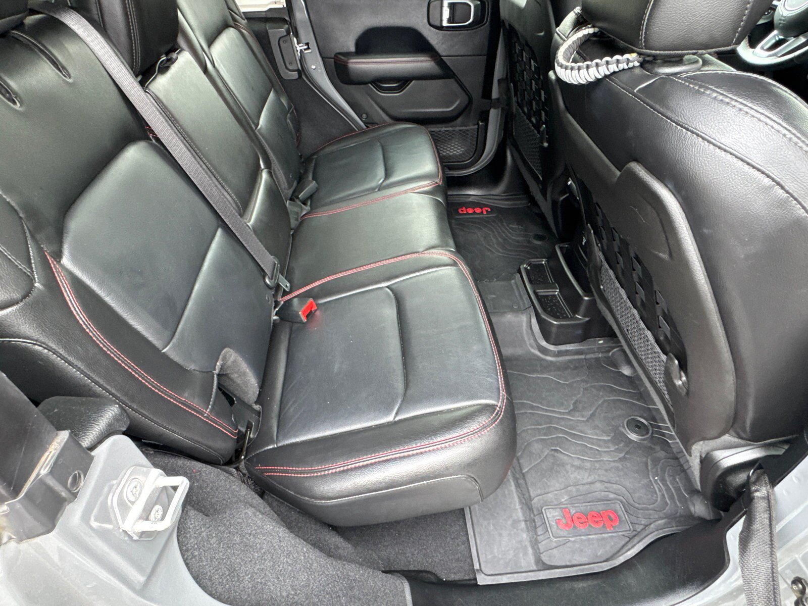 Used 2018 Jeep Wrangler Unlimited Rubicon AWD/4WD image 17