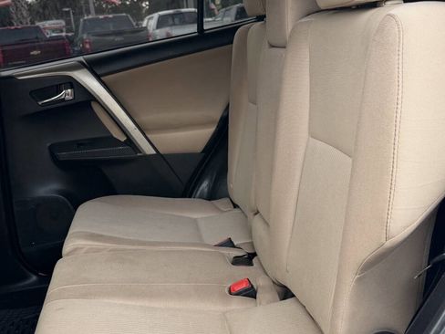 Used 2015 Toyota RAV4 XLE image 16