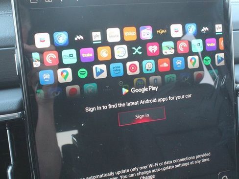 New 2025 GMC Yukon XL Denali w/ Sun & Power Step Package image 39