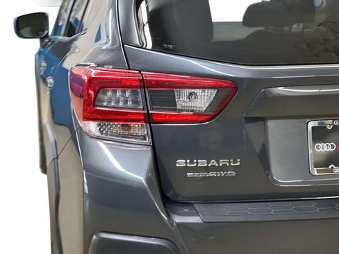 Used 2021 Subaru Crosstrek 2.0i Premium w/ Moonroof Package AWD/4WD image 10