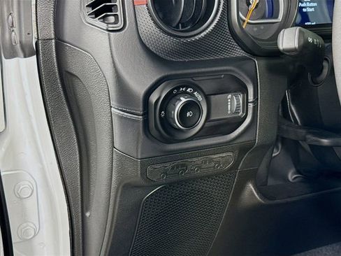 Used 2026 Jeep Wrangler Unlimited Rubicon AWD/4WD image 10