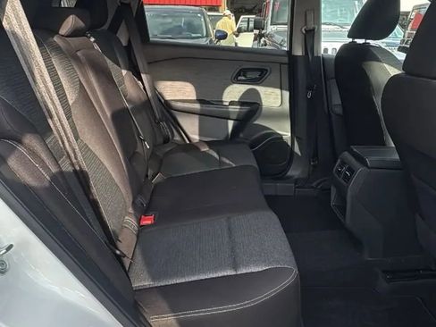 Used 2021 Nissan Rogue S AWD/4WD image 17