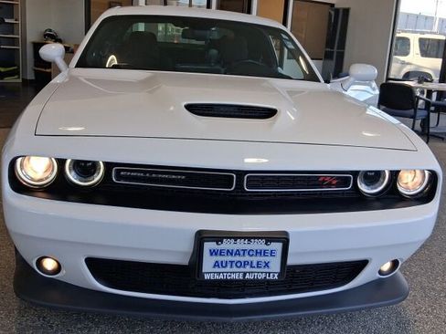 Used 2021 Dodge Challenger R/T image 19