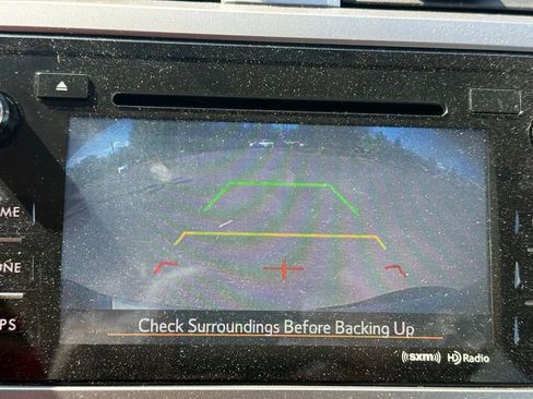 Used 2017 Subaru Outback 2.5i Premium AWD/4WD image 11