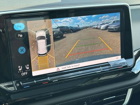 New 2026 Volkswagen Atlas Cross Sport SEL Premium R-Line AWD/4WD image 19