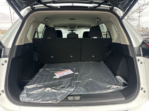 New 2026 Nissan Rogue SV AWD/4WD image 34