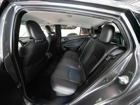 Used 2020 Toyota Prius Prime XLE FWD image 23