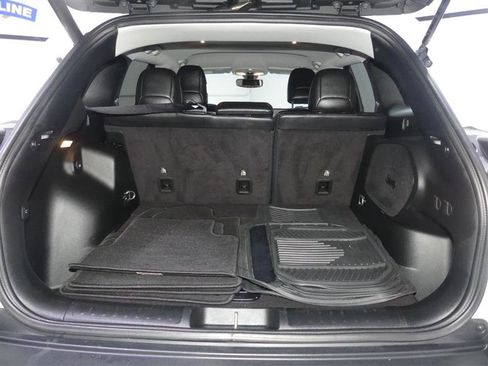 Used 2019 Jeep Cherokee Limited image 9