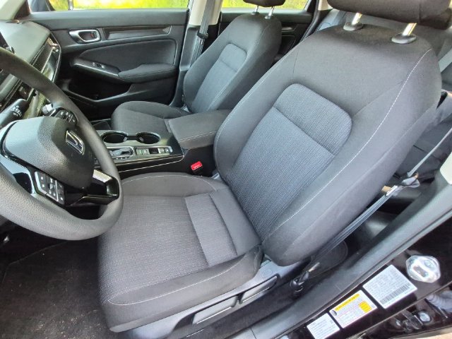 Used 2025 Honda Civic LX image 27