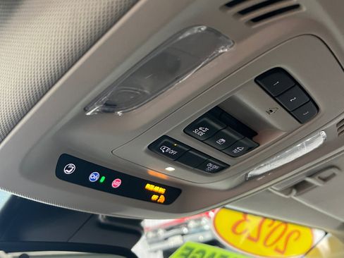 Certified 2023 Buick Envision Essence w/ Technology Package I image 15