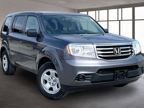 Used 2015 Honda Pilot LX image 3
