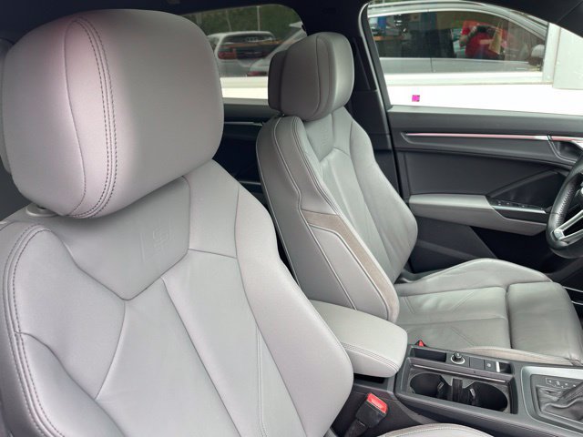 Used 2020 Audi Q3 2.0T Prestige AWD/4WD image 8