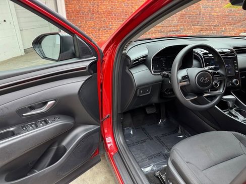 Used 2022 Hyundai Tucson SEL w/ Cargo Package image 9