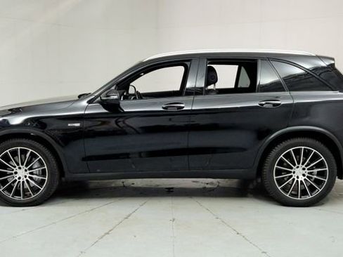 Used 2018 Mercedes-Benz GLC 43 AMG 4MATIC image 2