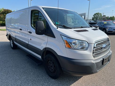 Used 2015 Ford Transit 150 148 Low Roof w/ Interior Upgrade Package RWD image 9