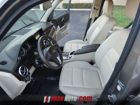 Used 2014 Mercedes-Benz GLK 350 2WD image 37