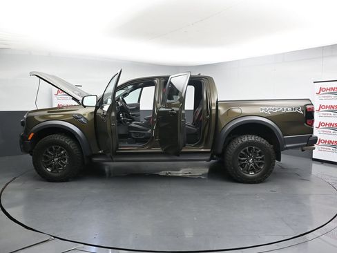 Used 2025 Ford Ranger Raptor AWD/4WD image 28