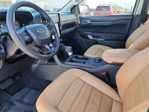 Used 2024 Ford Ranger XLT w/ FX4 Off-Road Package image 11