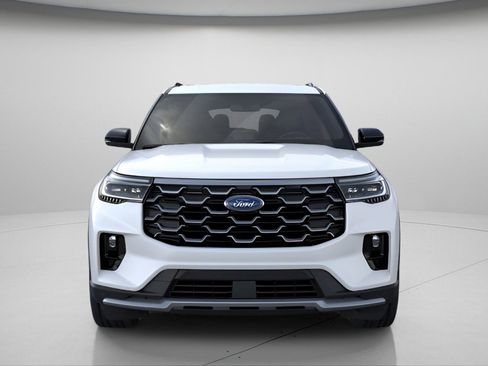 New 2026 Ford Explorer Platinum image 6