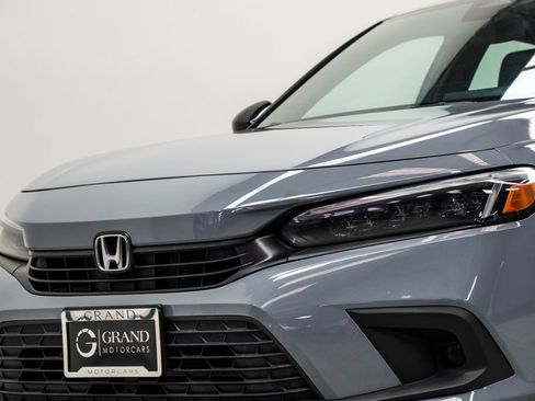 Used 2024 Honda Civic Sport image 2