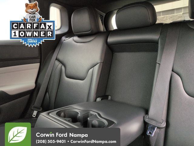 Used 2025 Jeep Compass Limited AWD/4WD image 27