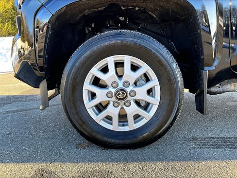 Used 2024 Toyota Tacoma SR5 image 7