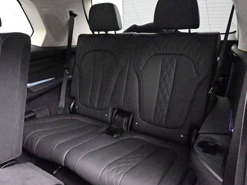 Used 2023 BMW X7 xDrive40i w/ Premium Package AWD/4WD image 15