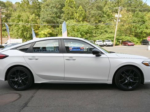 Used 2024 Honda Civic Sport image 7