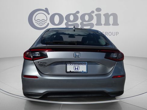 Certified 2024 Honda Civic EX-L image 4