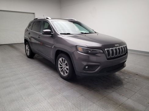 Used 2019 Jeep Cherokee Latitude Plus image 13