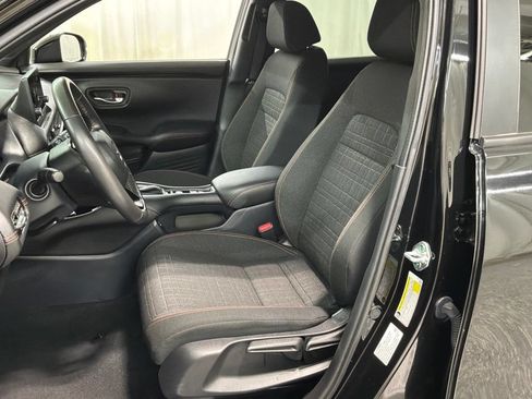 Used 2024 Honda HR-V Sport image 19