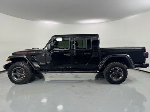 Used 2022 Jeep Gladiator Rubicon w/ Cold Weather Group AWD/4WD image 12