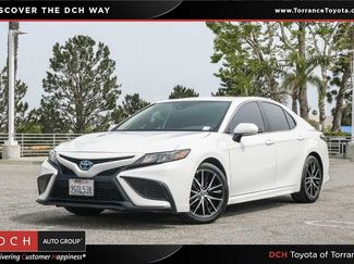 Used 2023 Toyota Camry SE w/ Cold Weather Package video 1