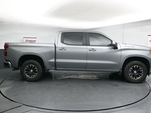 Used 2025 Chevrolet Silverado 1500 LT w/ Protection Package AWD/4WD image 9