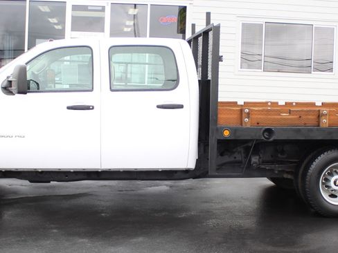Used 2011 Chevrolet Silverado 3500 W/T w/ Snow Plow Prep Package AWD/4WD image 3